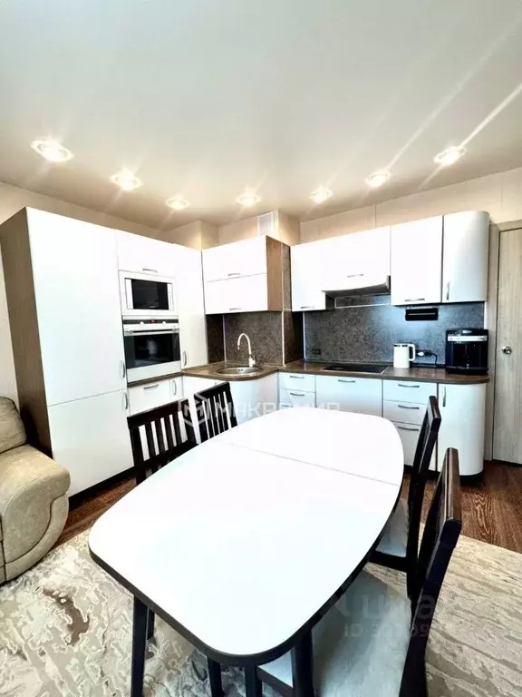 2-к кв. Челябинская область, Челябинск Университетская Набережная ул., ... - Фото 0