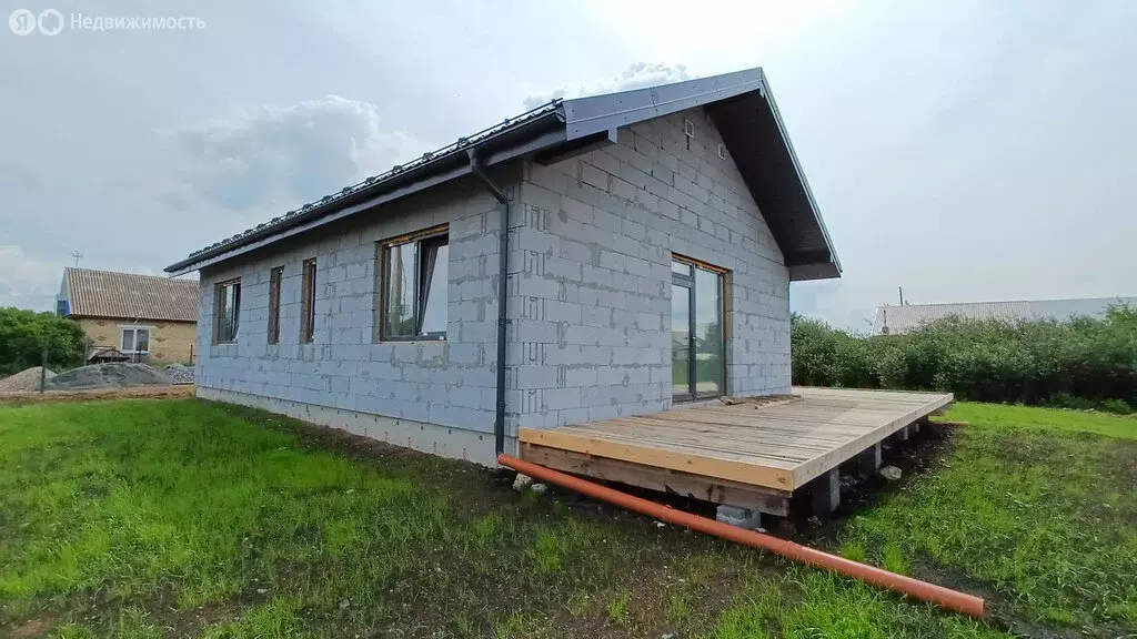 Дом в Богданович, улица Циолковского, 51 (167 м) - Фото 0
