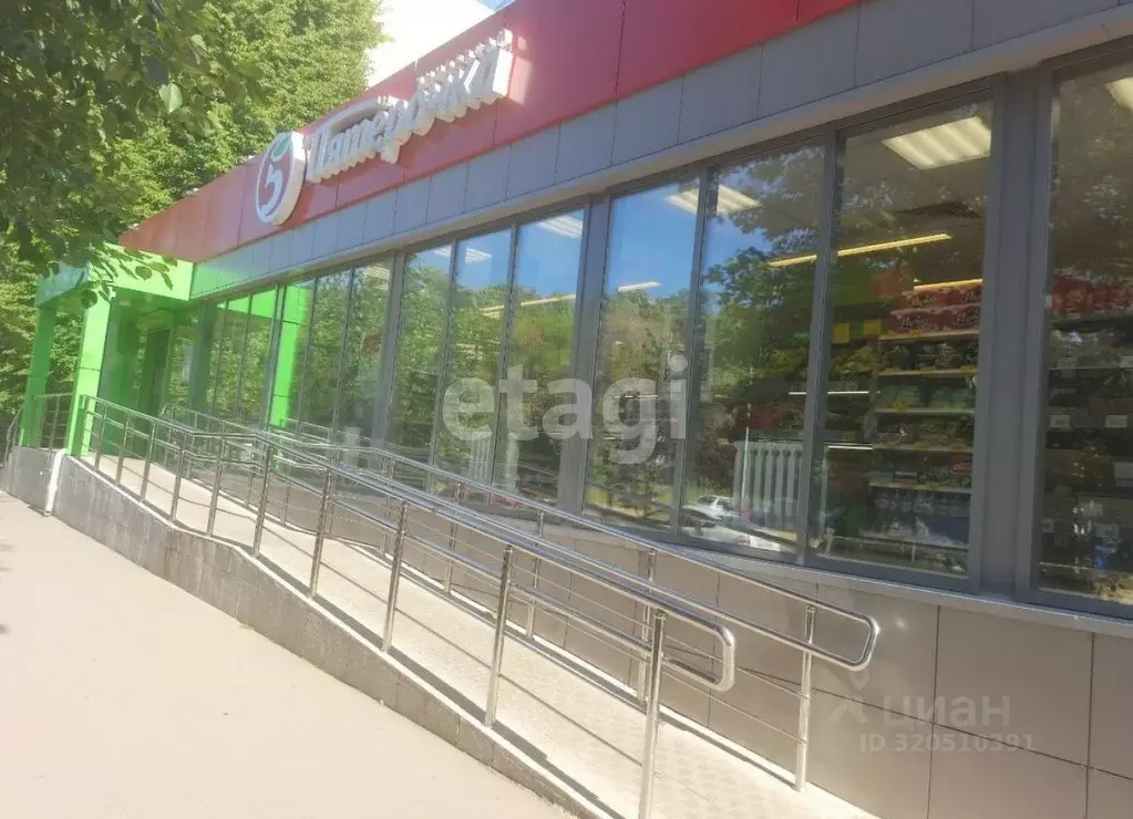 Помещение свободного назначения в Татарстан, Казань ул. Братьев ... - Фото 1