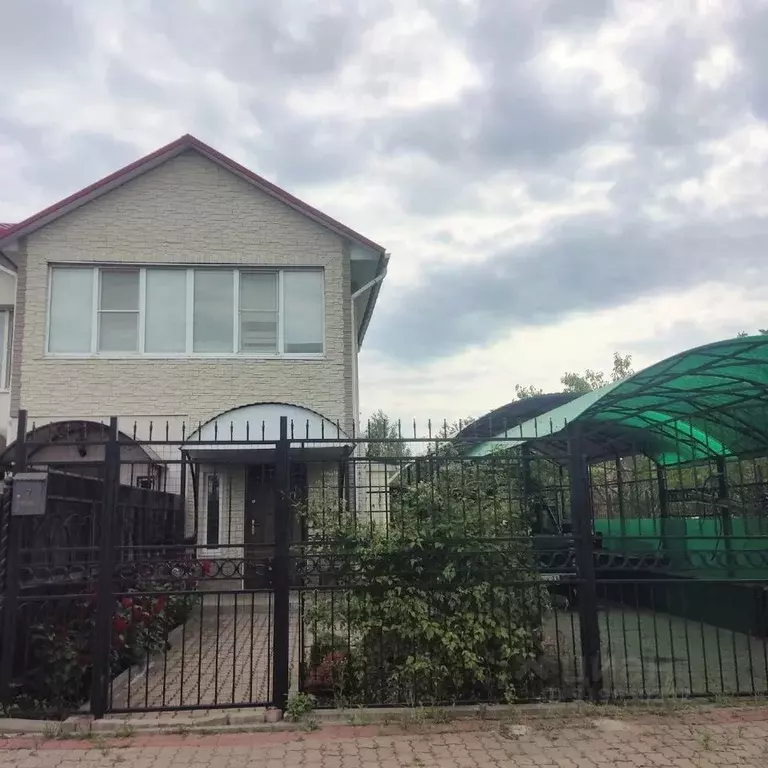 Таунхаус в Белгородская область, Белгородский район, Разумное рп ул. ... - Фото 1