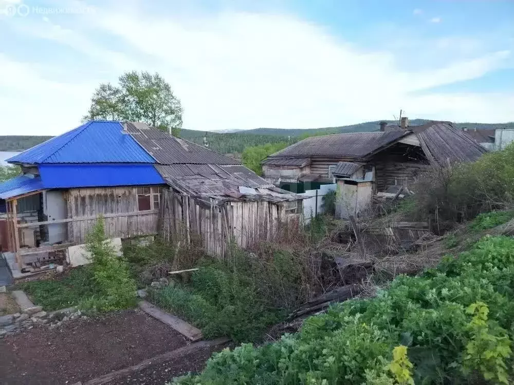 Дом в Сатка, улица Луначарского (76 м) - Фото 1