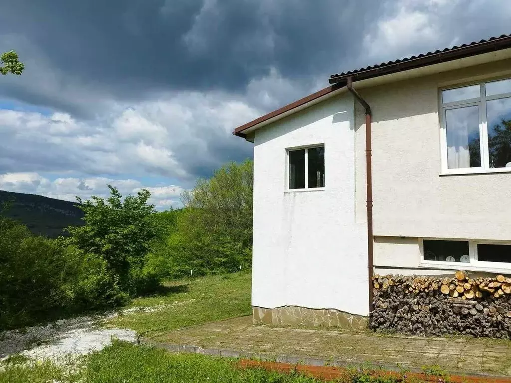 Дом в Севастополь с. Резервное, ул. Горная, 7 (520 м) - Фото 1