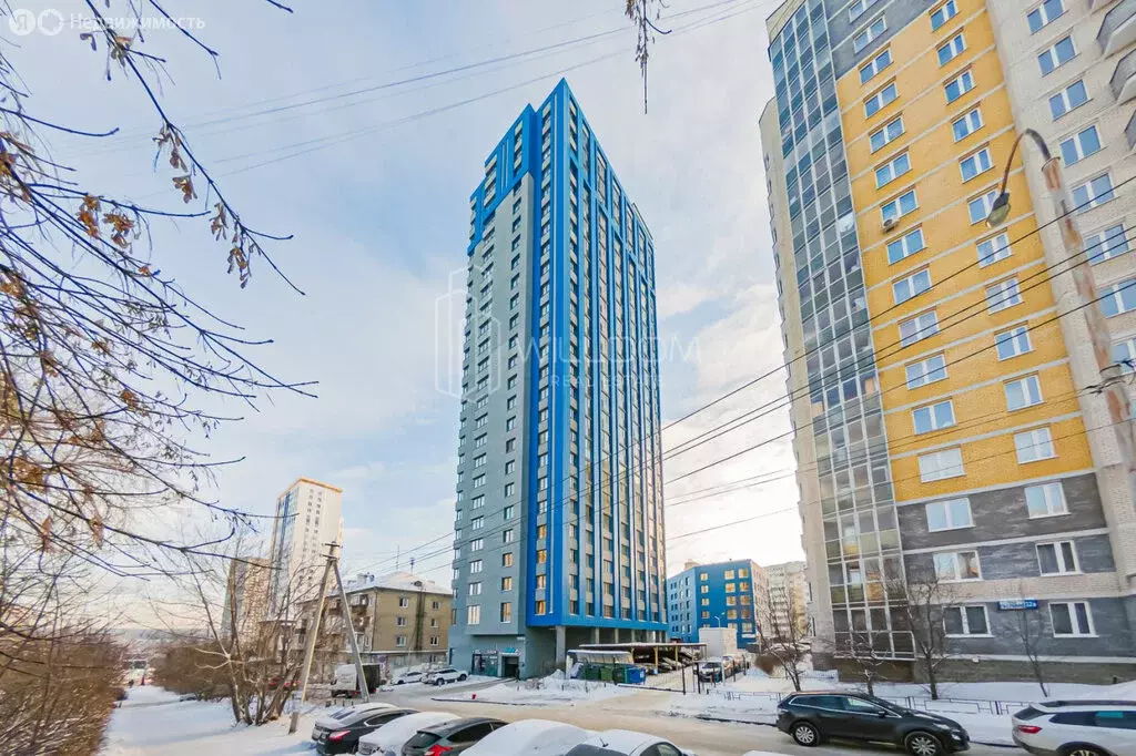 1-комнатная квартира: Екатеринбург, Широкий переулок, 6 (54.9 м) - Фото 1