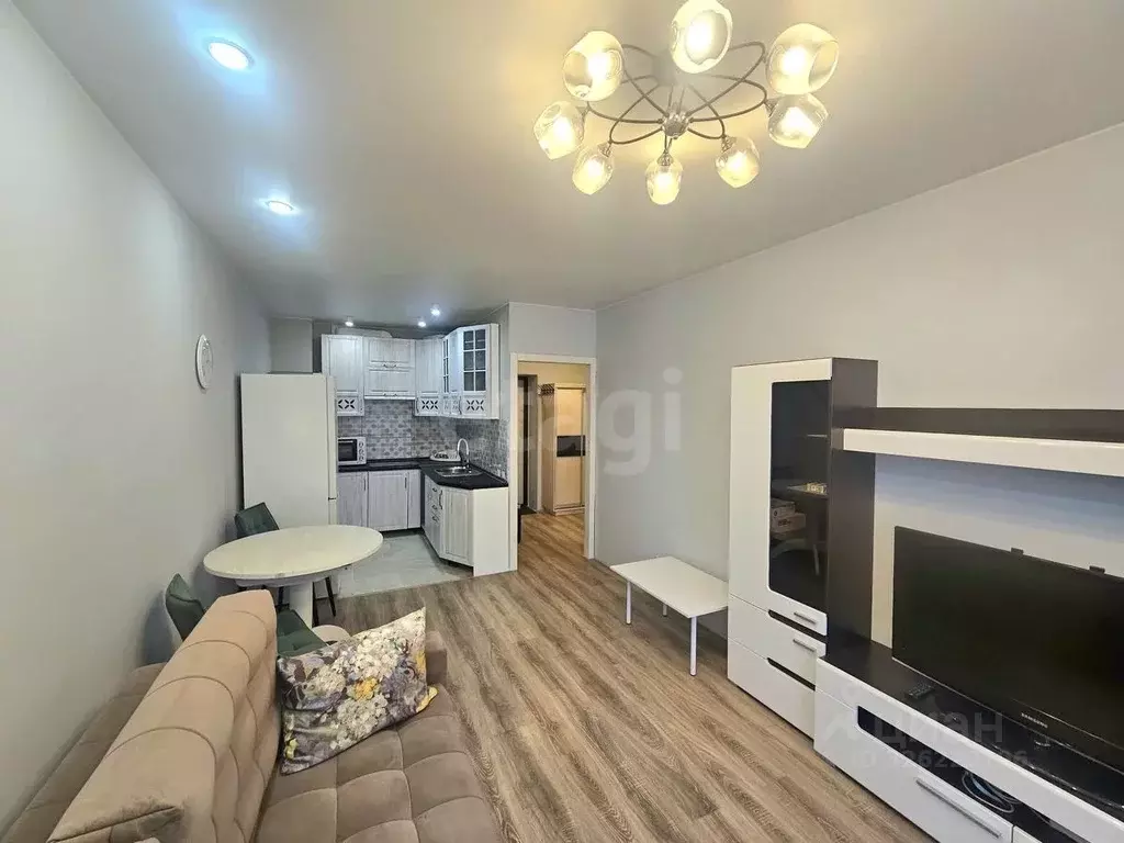 2-к кв. Архангельская область, Архангельск просп. Ломоносова, 107 ... - Фото 1