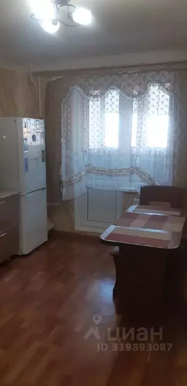 1-к кв. Волгоградская область, Волжский ул. Имени Ю.П. Харламова, 4 ... - Фото 0
