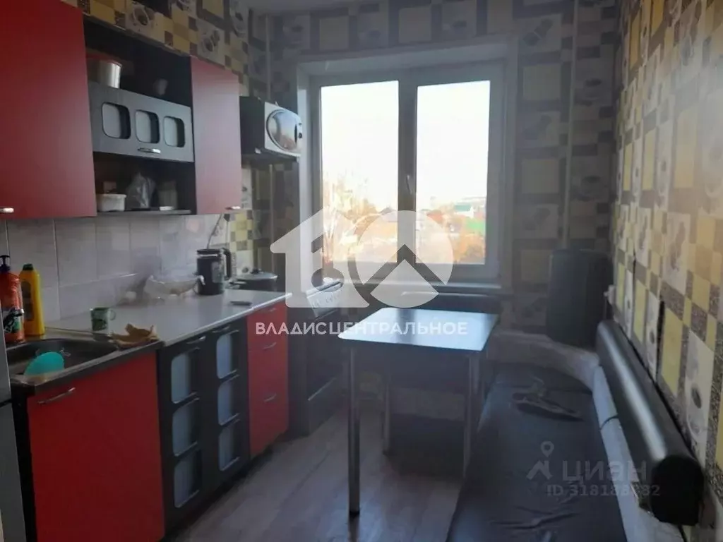 Комната Новосибирская область, Новосибирск ул. Связистов, 5 (10.4 м) - Фото 0