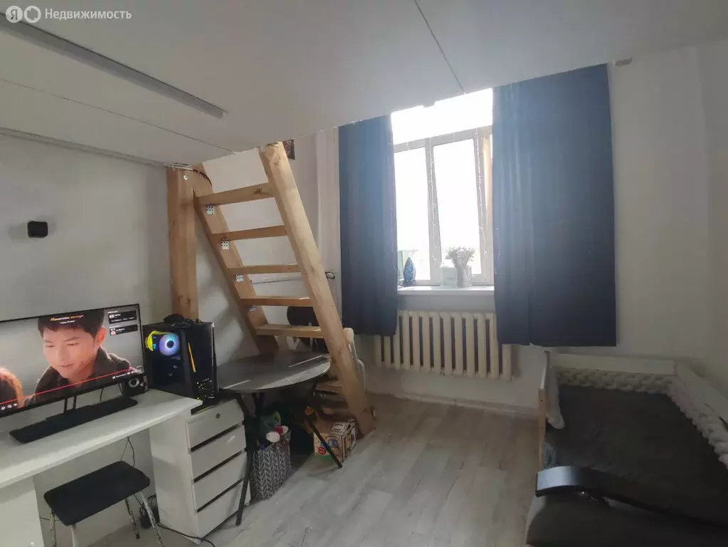 1-комнатная квартира: Курган, улица Бурова-Петрова, 93 (24 м) - Фото 0
