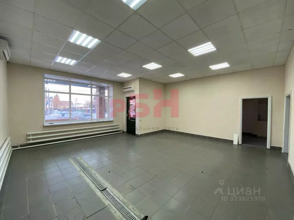 Торговая площадь в Курганская область, Курган пос. Увал, ... - Фото 1