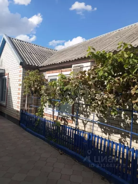 Дом в Ставропольский край, Изобильный ул. Доватора (75 м) - Фото 2
