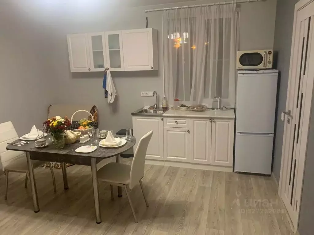 1-к кв. Краснодарский край, Сочи Светлана мкр, ул. Джигитская, 4 (36.0 ... - Фото 1