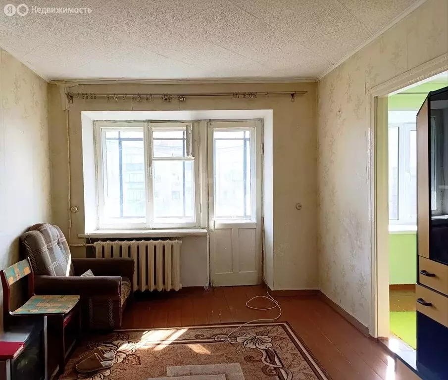 2-комнатная квартира: Южноуральск, улица Космонавтов, 8 (45.2 м) - Фото 1