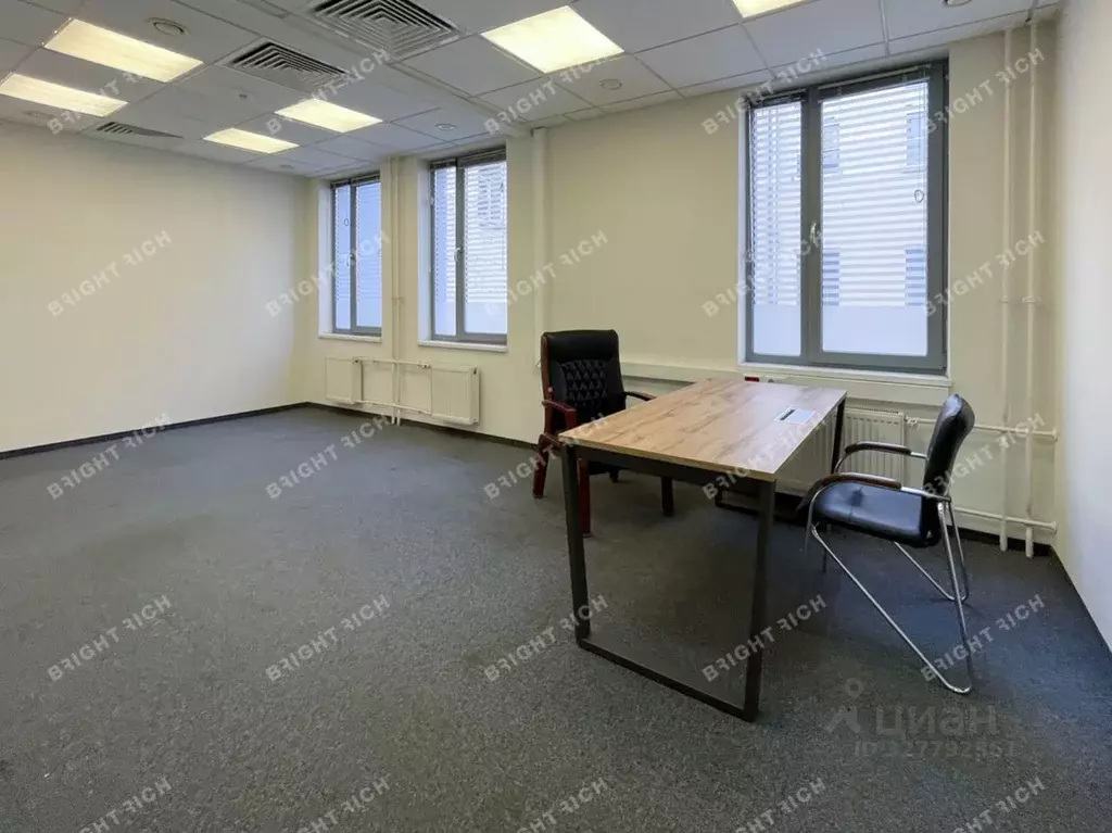 Офис в Санкт-Петербург 2-я Советская ул., 17 (403 м) - Фото 1