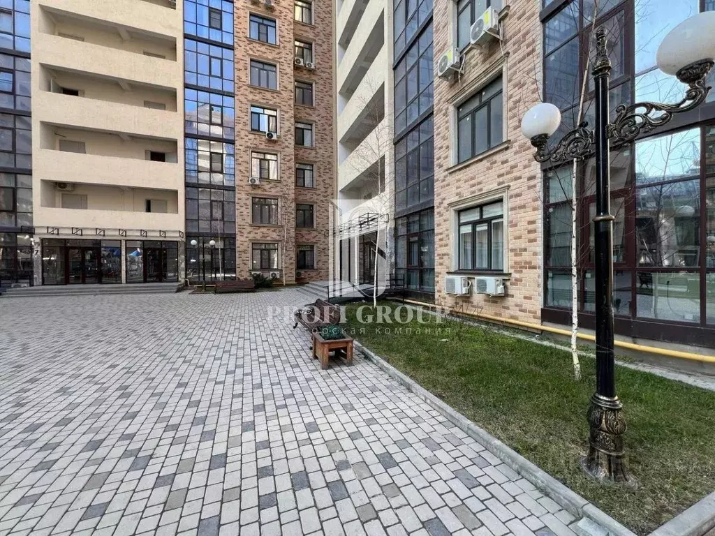 4-к кв. Дагестан, Махачкала ул. Времена Года (138.0 м) - Фото 1