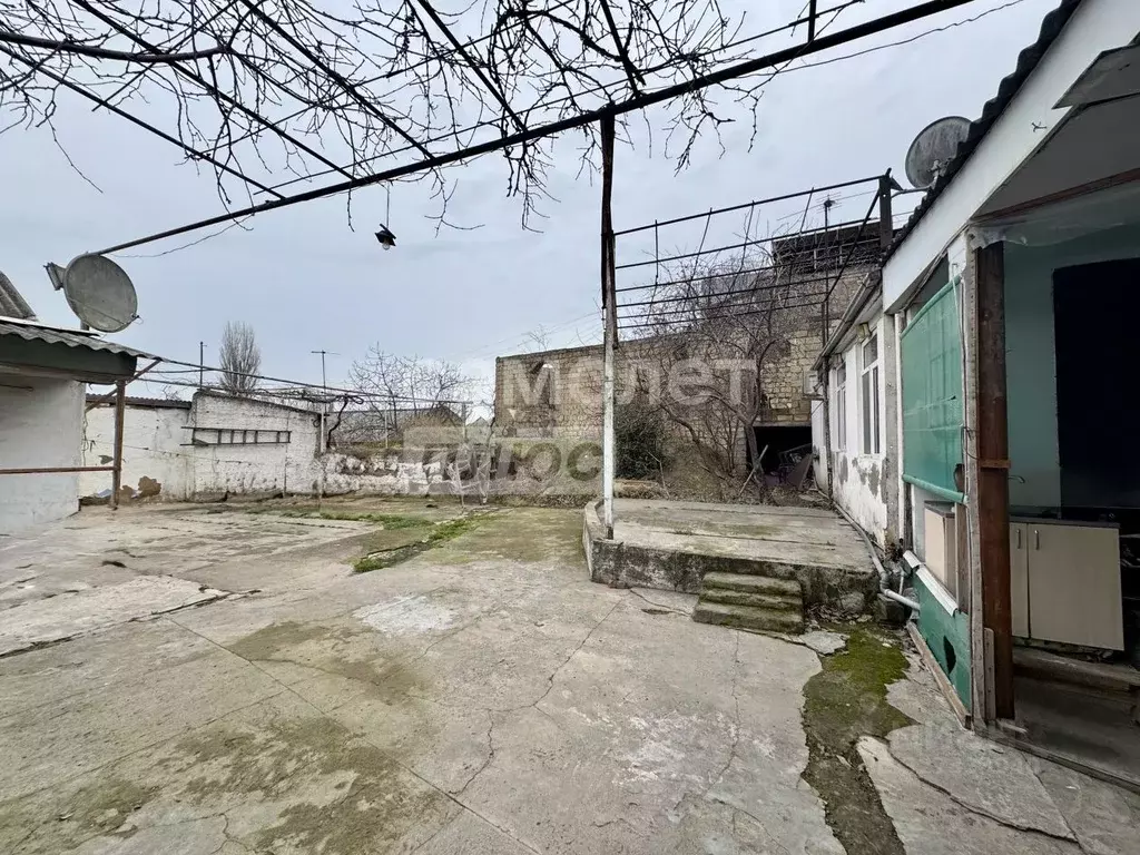 Участок в Дагестан, Дербент ул. Г. Давыдовой, 8 (5.1 сот.) - Фото 1