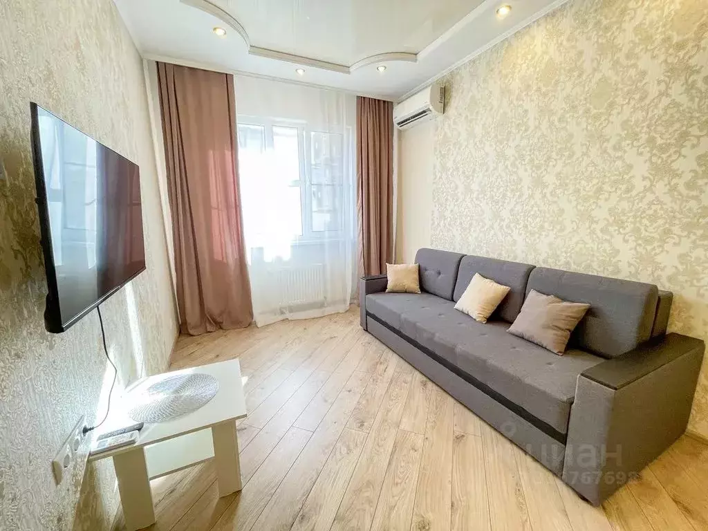 1-к кв. Краснодарский край, Новороссийск ул. Энгельса, 95 (43.0 м) - Фото 1