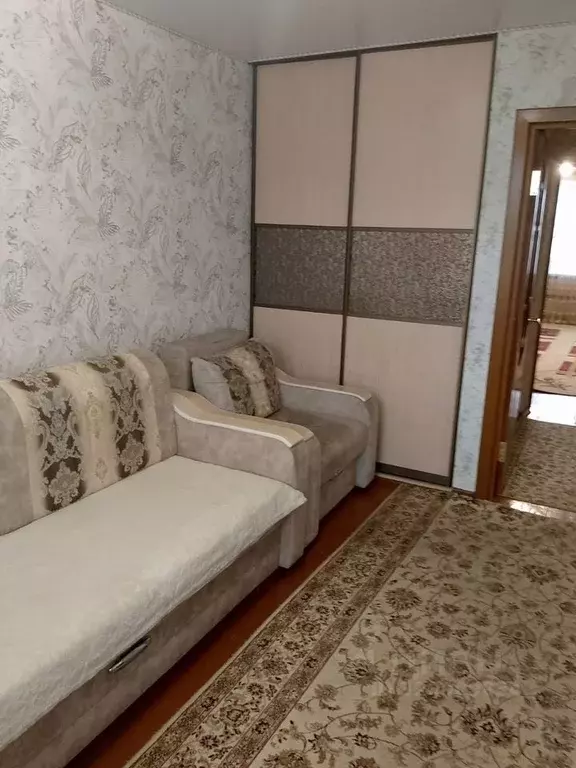 2-к кв. Белгородская область, Старый Оскол Парковый мкр, 5 (46.0 м) - Фото 0