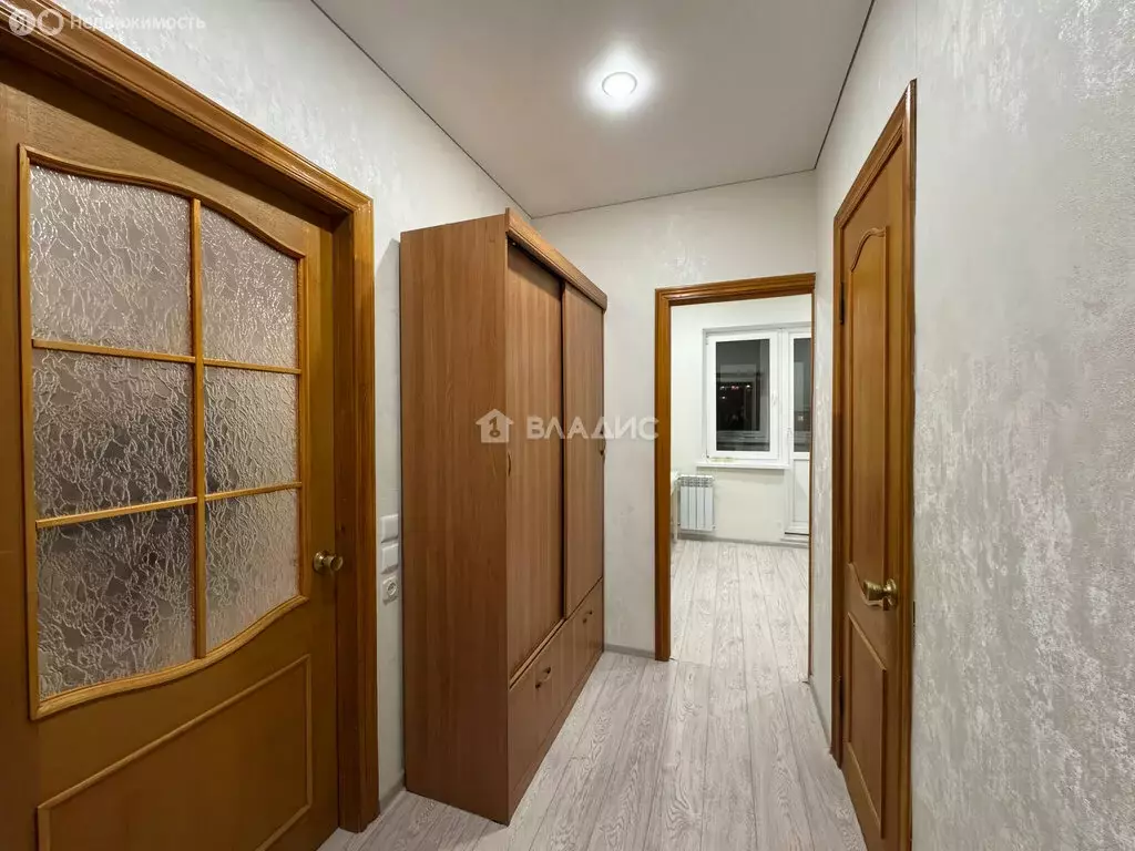 1-комнатная квартира: Белгород, улица Шаландина, 25 (35.1 м) - Фото 2