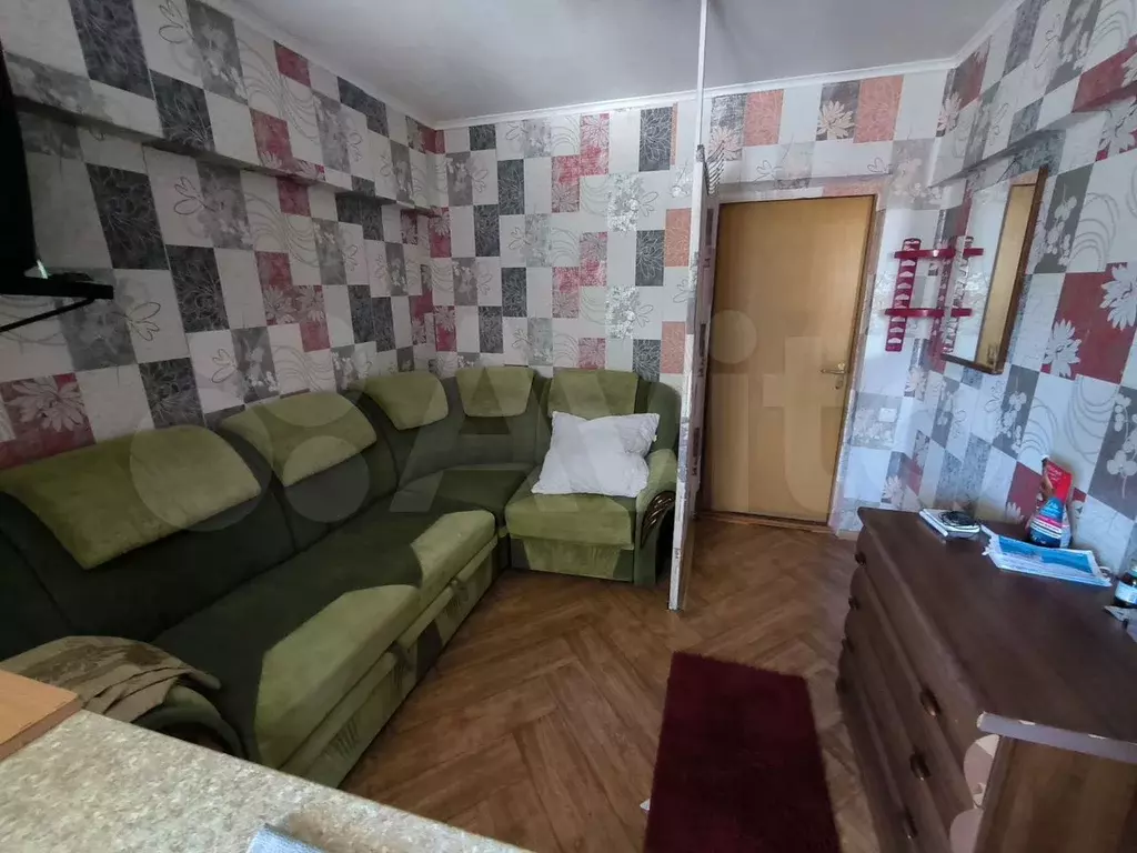 Комната 18 м в 4-к., 2/5 эт. - Фото 0