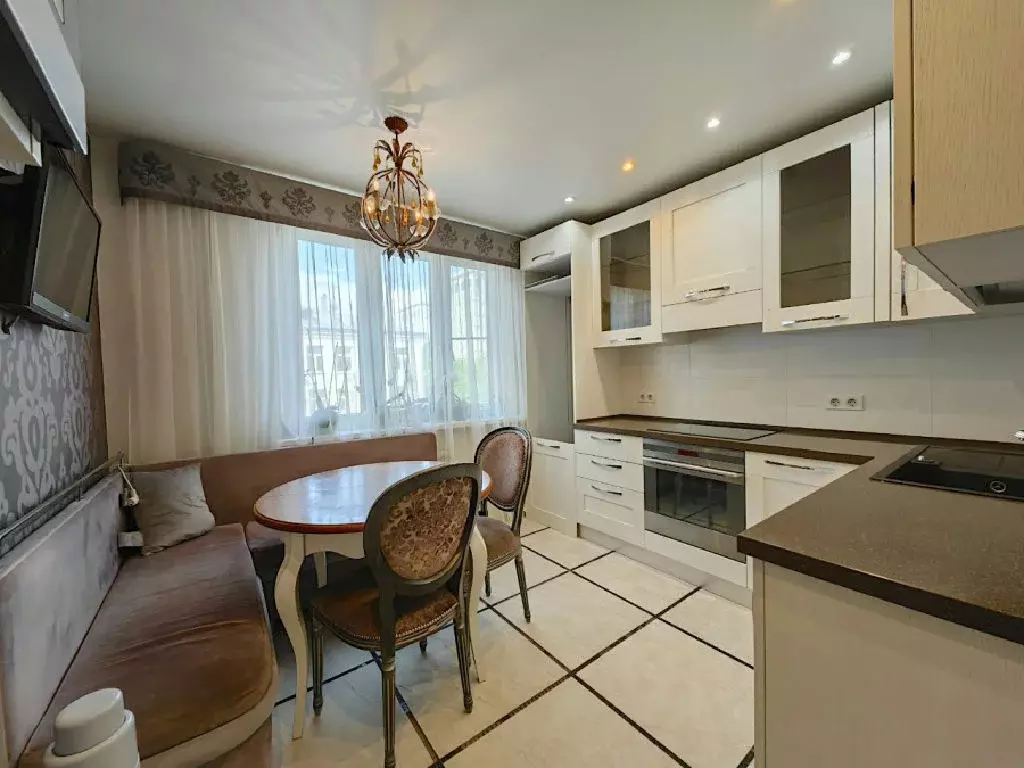 Продается 3-комнатная квартира - Фото 0