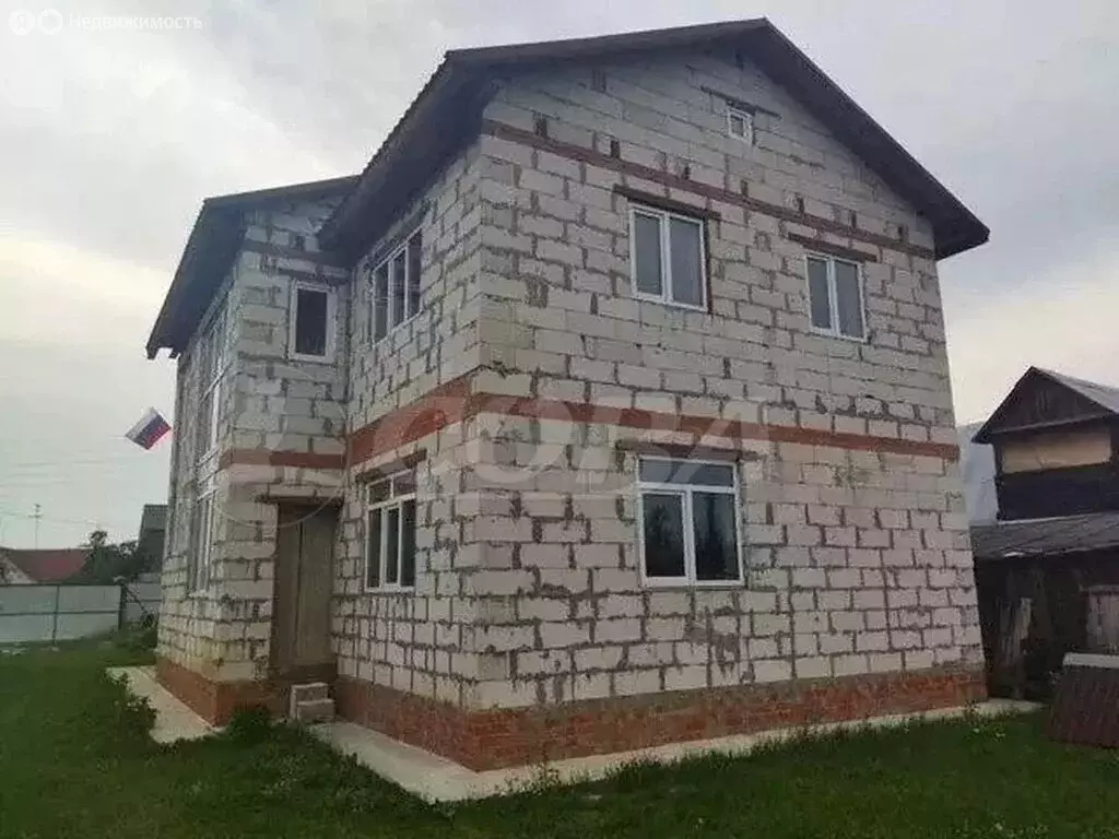 Дом в Тюменский муниципальный округ, деревня Зубарева (200 м) - Фото 2