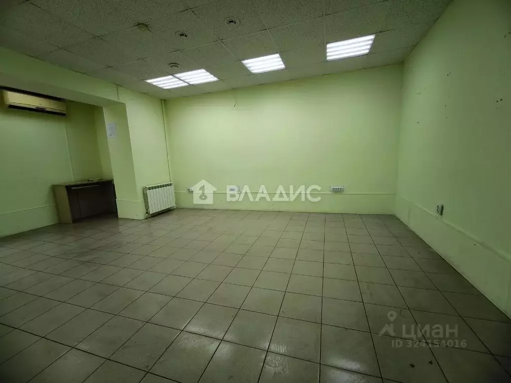 Помещение свободного назначения в Калужская область, Калуга ул. ... - Фото 1