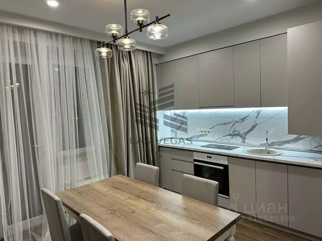 2-к кв. Татарстан, Казань ул. Бари Галеева, 8Ак2 (50.0 м) - Фото 0