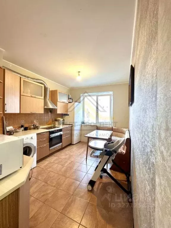 3-к кв. Белгородская область, Старый Оскол Жукова мкр, 51 (64.0 м) - Фото 2