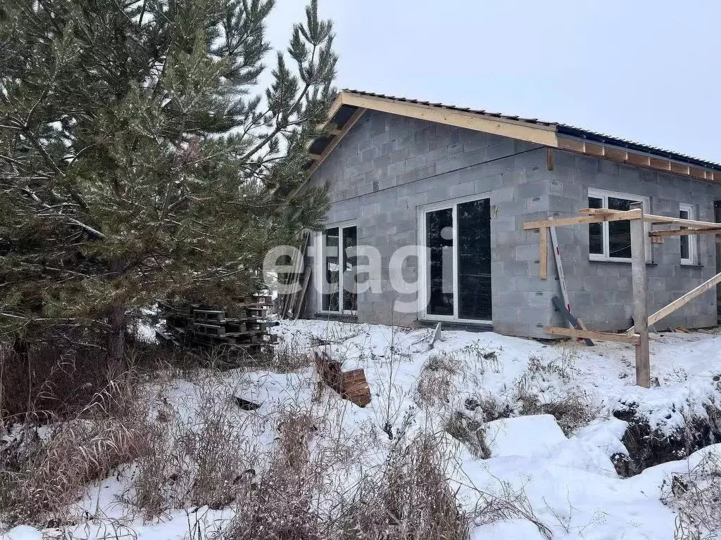 Дом в Красноярский край, Емельяновский район, Шуваевский сельсовет, ... - Фото 0