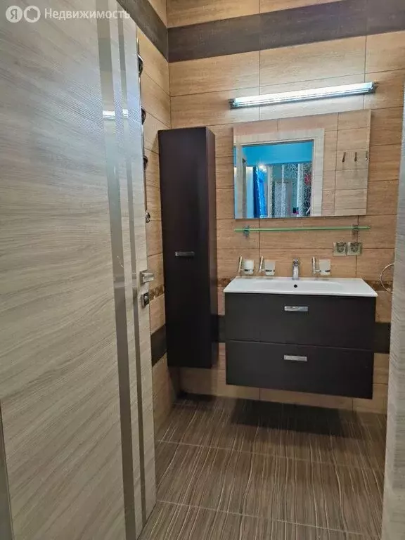 2-комнатная квартира: Геленджик, Приморская улица, 30А (94 м) - Фото 0