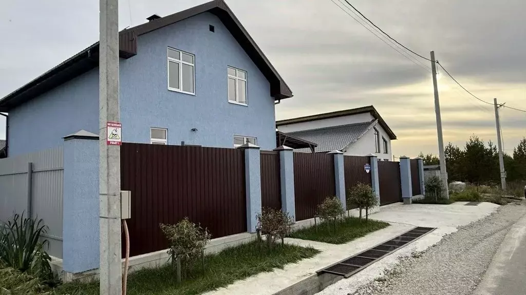 Дом в Свердловская область, Белоярский муниципальный округ, пос. ... - Фото 1