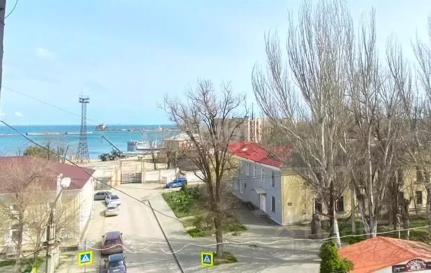 2-к кв. Крым, Феодосия ул. Армянская, 4 (56.8 м) - Фото 1