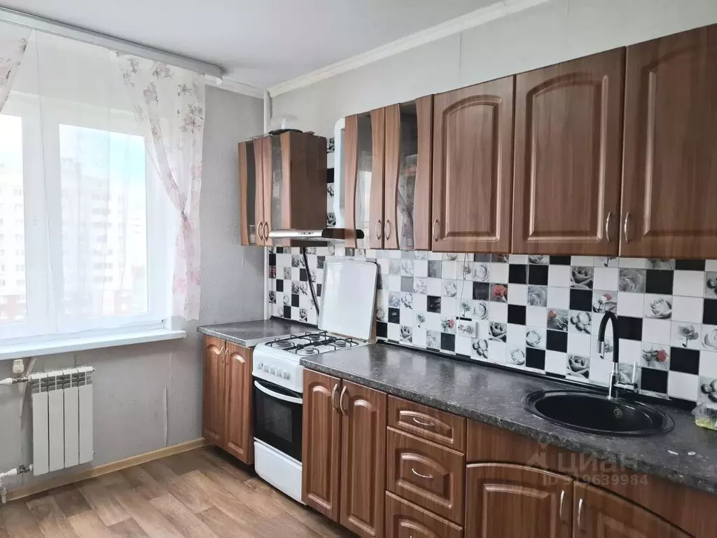 3-к кв. Калининградская область, Калининград ул. Левитана, 58к3 (73.0 ... - Фото 1