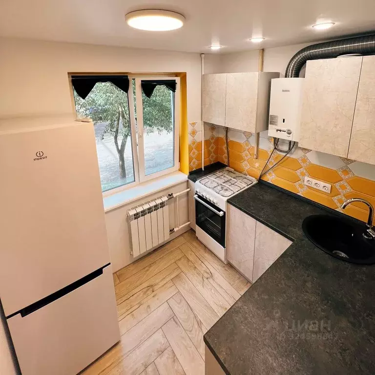 1-к кв. Московская область, Серпухов Советская ул., 75/7 (35.0 м) - Фото 0