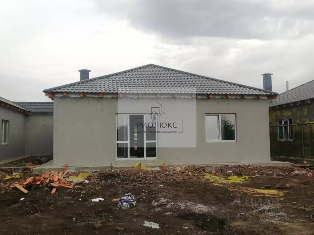 Дом в Челябинская область, с. Агаповка пер. Казачий, 22 (100 м) - Фото 2