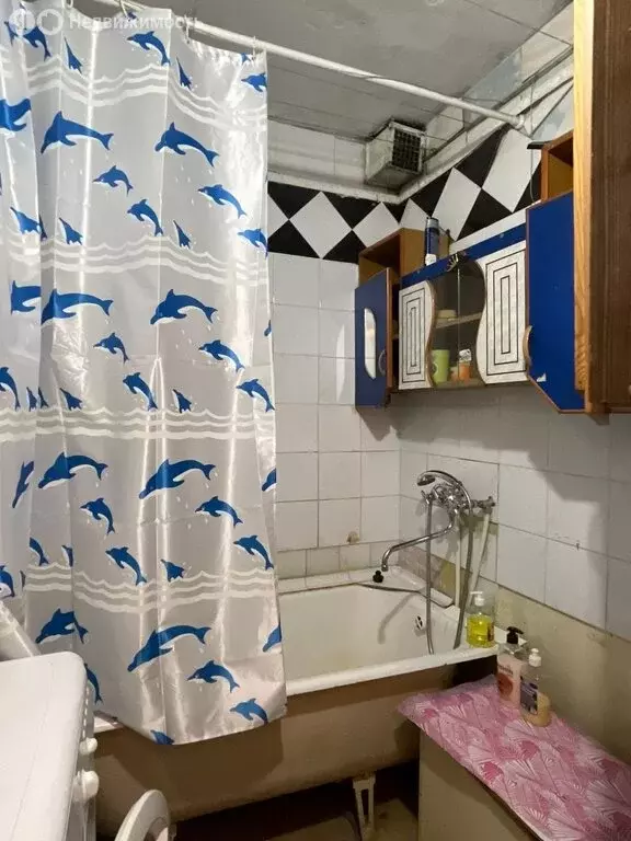 2-комнатная квартира: Екатеринбург, Бисертская улица, 103 (45.8 м) - Фото 0