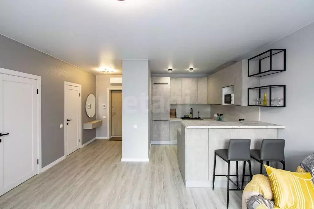 1-к кв. Тюменская область, Тюмень ул. Николая Машарова, 2 (50.0 м) - Фото 1