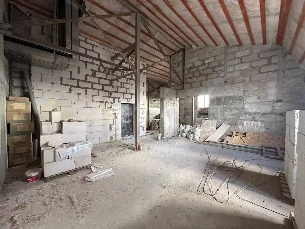 3-к кв. Крым, Симферополь просп. Кирова (111.2 м) - Фото 1