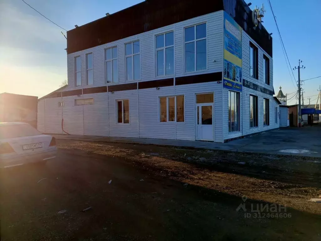 Помещение свободного назначения в Свердловская область, Новолялинский ... - Фото 1