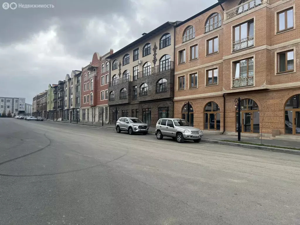 2-комнатная квартира: Владикавказ, Цветочный бульвар, 6 (85 м) - Фото 1