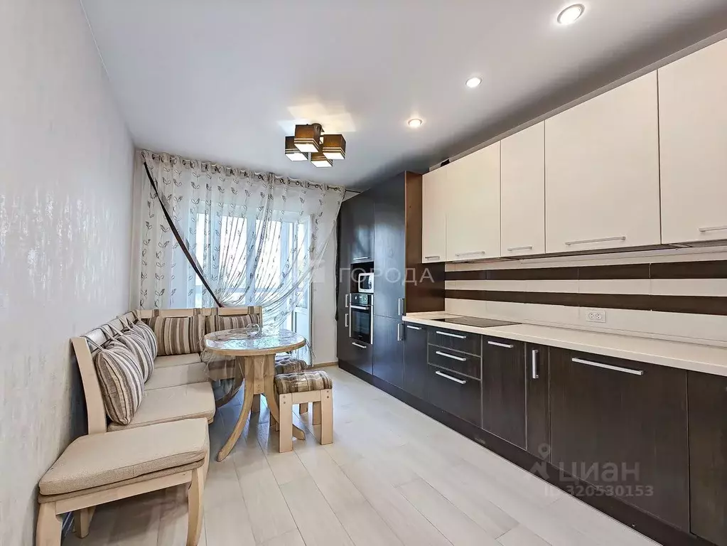 3-к кв. Новосибирская область, Новосибирск ул. Адриена Лежена, 17 ... - Фото 1