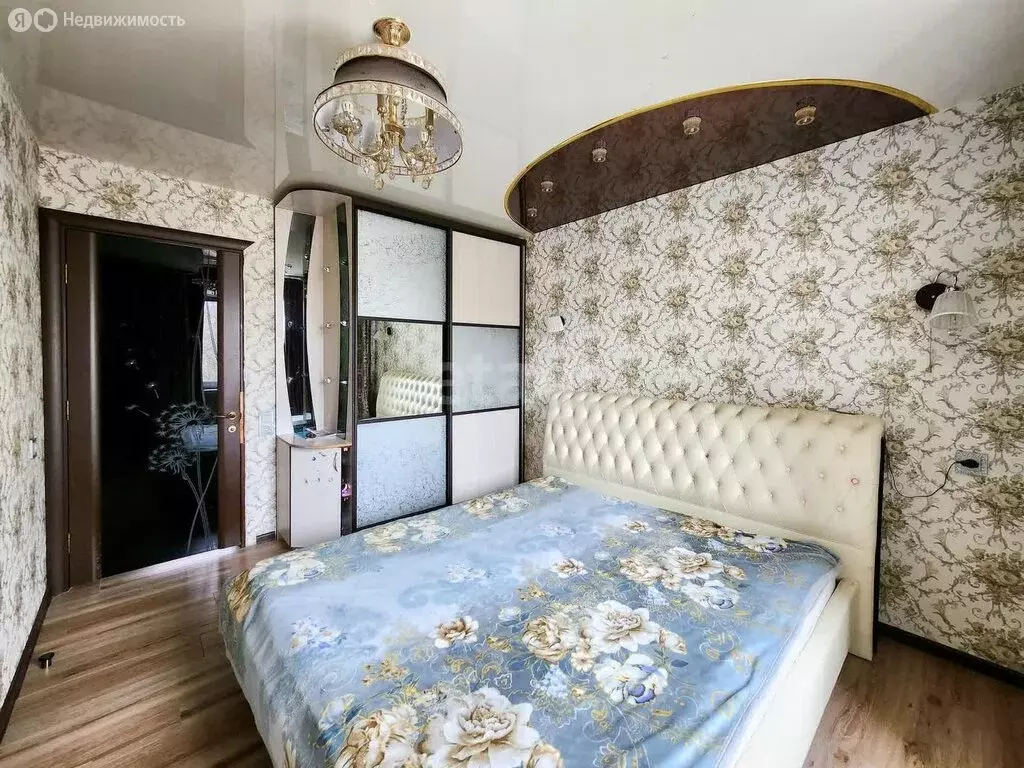 2-комнатная квартира: Петропавловск-Камчатский, улица Чубарова, 3/1 ... - Фото 0