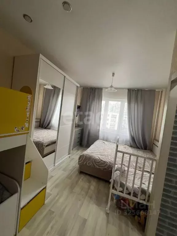 1-к кв. Кемеровская область, Кемерово просп. Химиков, 51 (32.5 м) - Фото 1