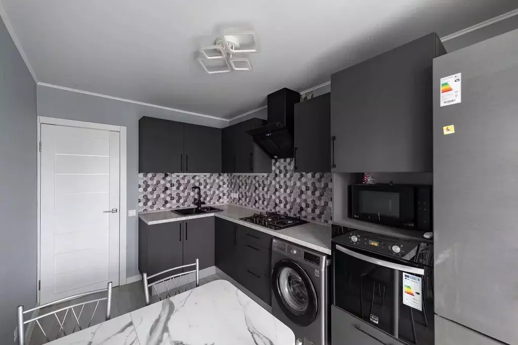 Продаётся 3-к квартира, 65 м - Фото 0