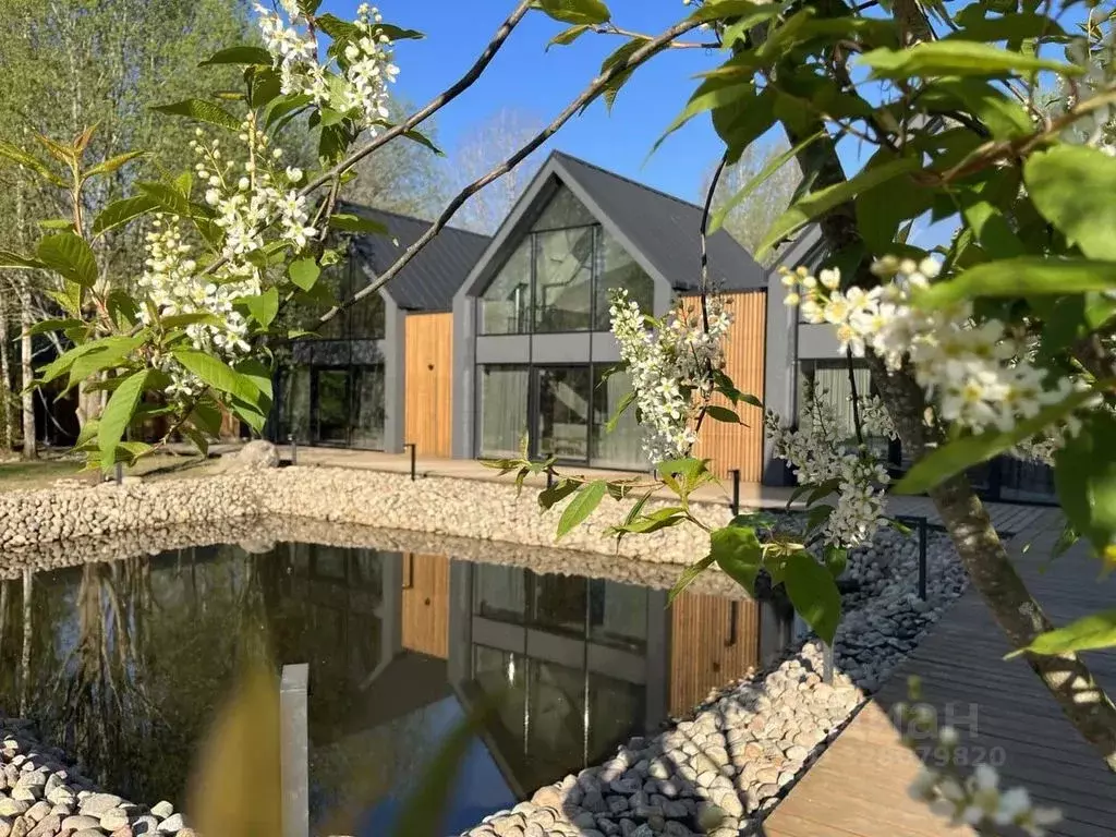 Дом в Ленинградская область, Выборгский район, Красносельское с/пос, ... - Фото 1