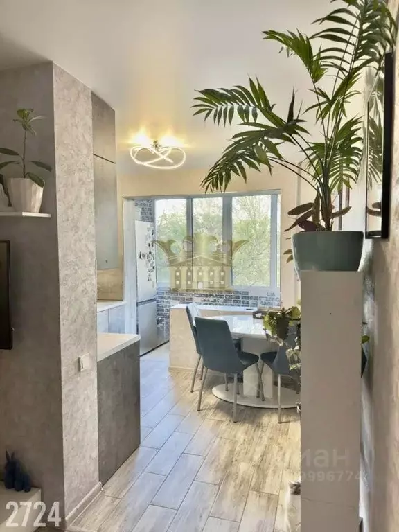 2-к кв. Крым, Симферополь ул. Героев Сталинграда, 35 (75.0 м) - Фото 2