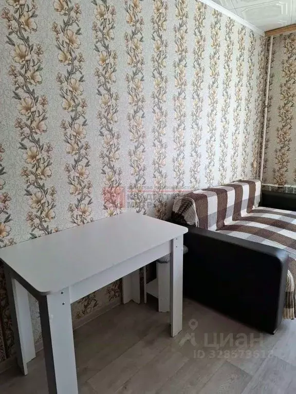 Комната Белгородская область, Старый Оскол ул. Урицкого, 5/61 (13.5 м) - Фото 2