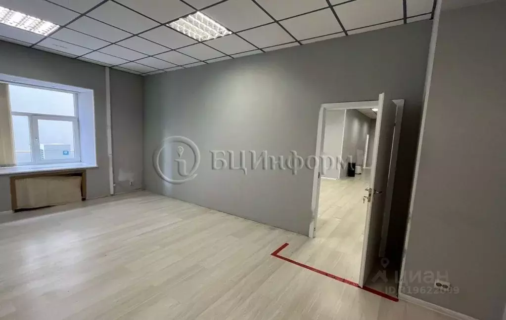Офис в Санкт-Петербург Большая Разночинная ул., 14 (50 м) - Фото 1