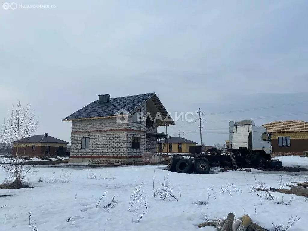 Дом в село Богословка, Солнечная улица (159 м) - Фото 2