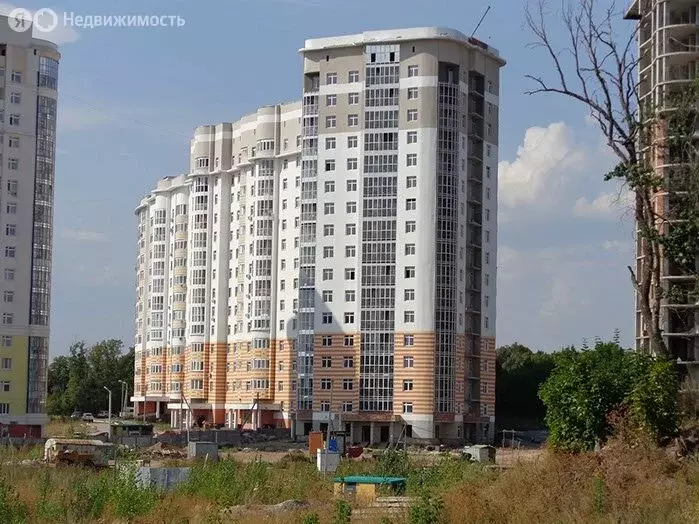 2-комнатная квартира: Уфа, улица Блюхера, 3/3 (69.8 м) - Фото 1