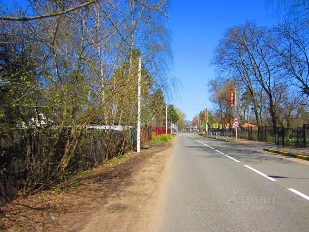 Поселок томилино. Пос Томилино Люберецкий район. Московская область, Люберецкий район, пос. Томилино. Посёлок Томилино Люберецкий район школа. Улица Пушкина в поселке Томилино.